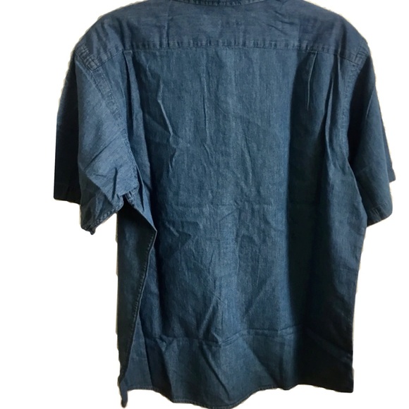 BUTTON DOWN SHORT SLEEVES DENIM SHIRT - Picture 6 of 6